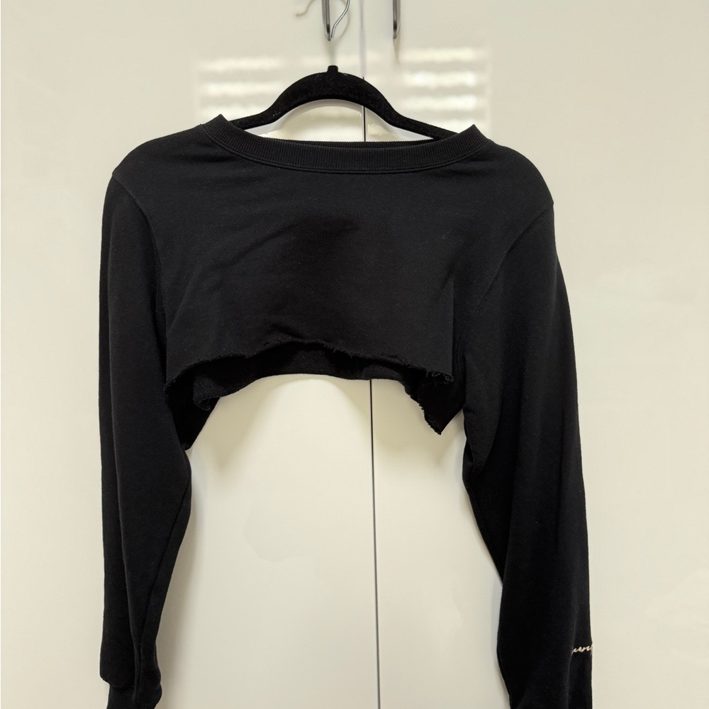 YoungLA Cropped sweater